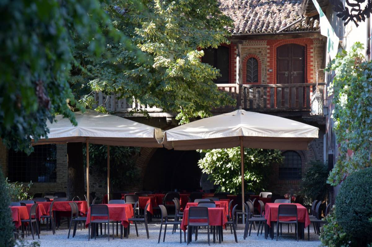 Commercial patio cover services in Brownsville, TX